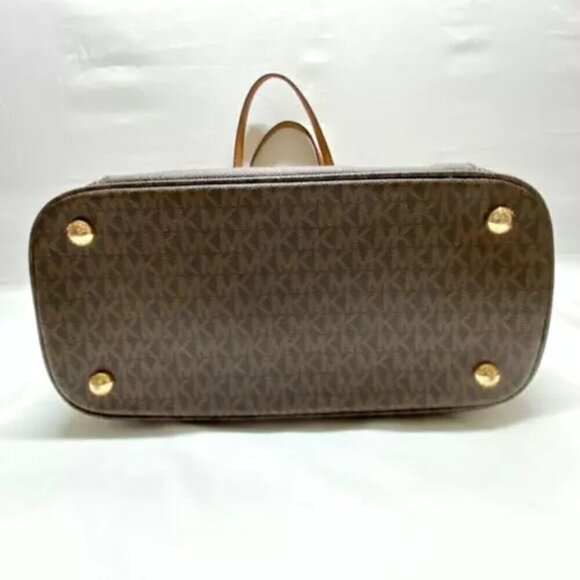 Michael Kors Jet Set Signature Leather PVC Large Snap Pocket Tote Brown on Brown - Picture 6 of 16